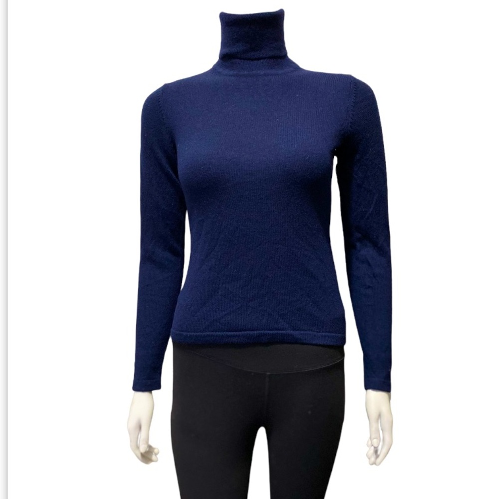 Holt Renfrew. Turtleneck 💯 Marino Wool Size S|P
